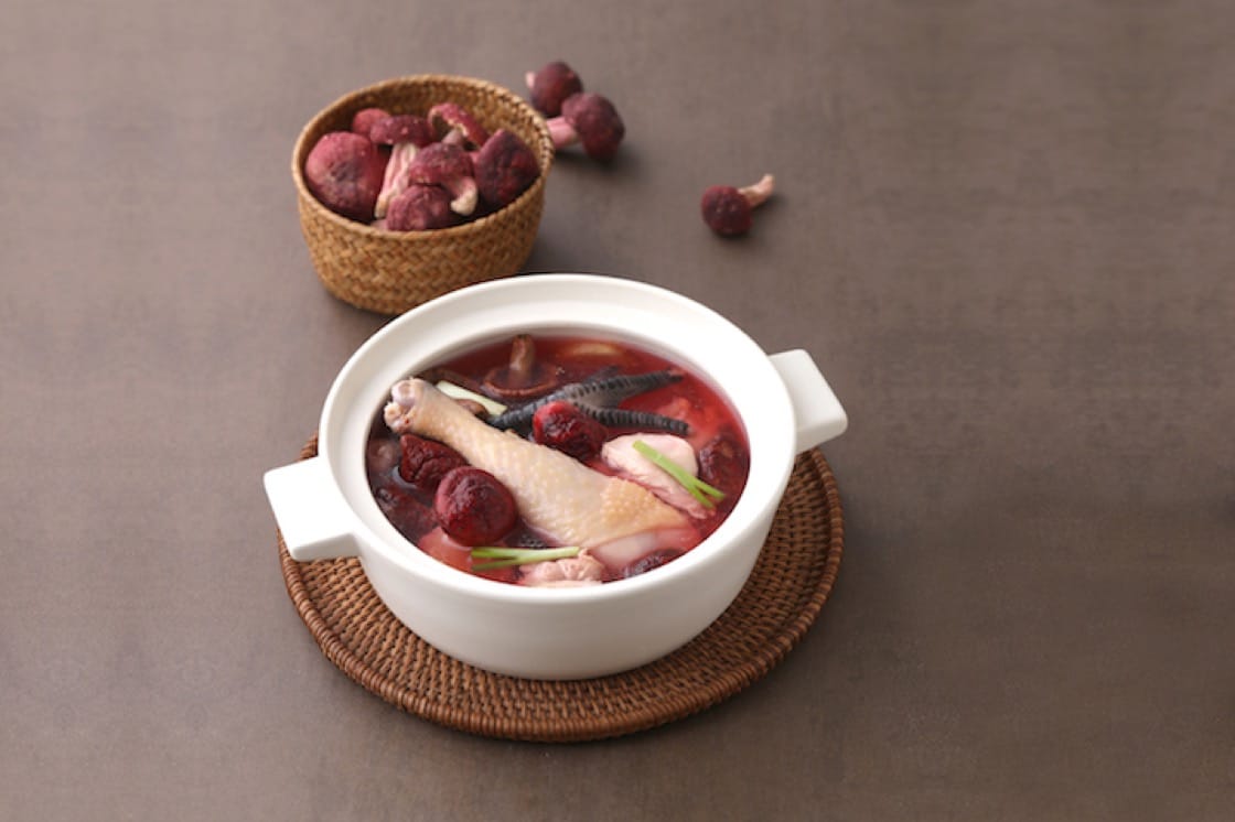 红菇炖土鸡汤.(图:莆田)